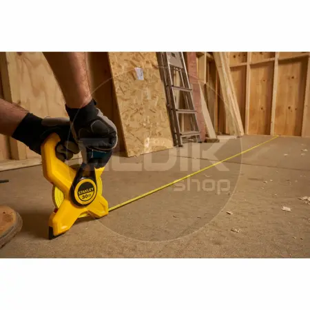 Stanley 2-34-792 Landmeter Fiberglas 30m - 12,7mm open kast