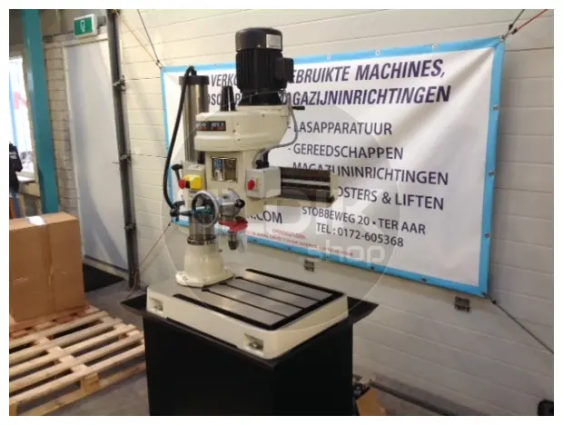 Rong Fu RF 35 Radiaalboormachine (overjarig model)