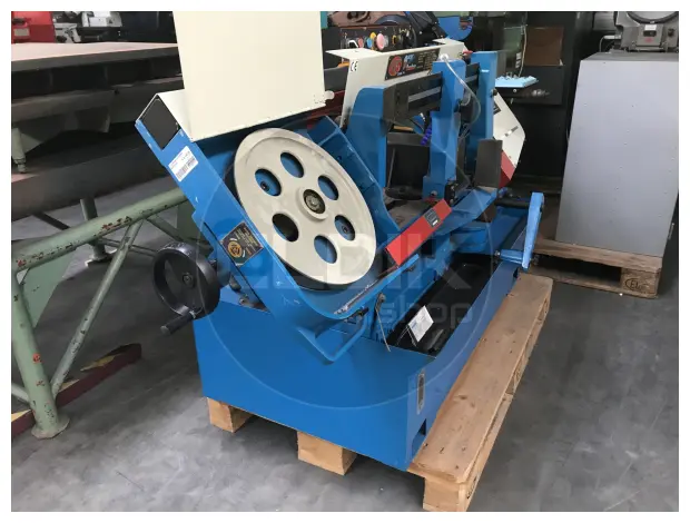 Rong Fu RF-916R Bandzaagmachine (overjarig model)