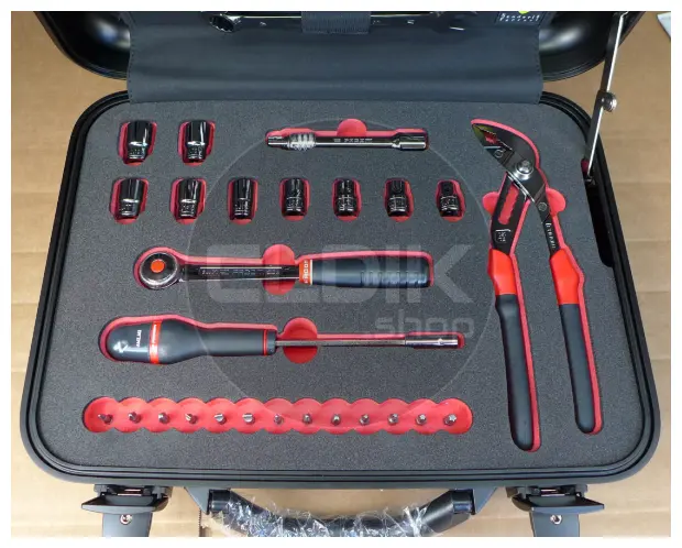 Facom CM.34VFER Limited Edition Facom / Ferrari Tool Set