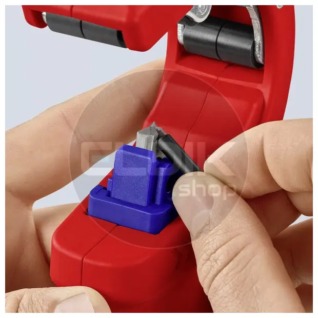 Knipex DP50 Buissnijder DP50 pijpsnijder voor kunststof afvoerbuizen met kunststof bekleed 202 mm - 90 23 01 BK