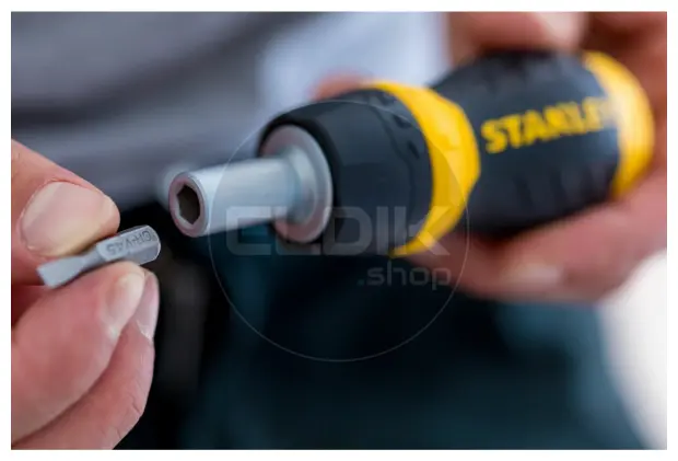 Stanley 0-66-358 Multibit Stubby Schroevendraaier met ratel