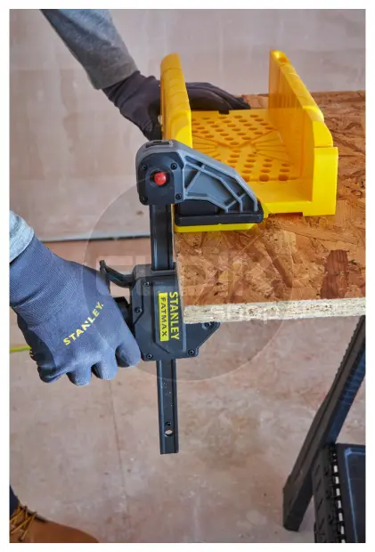 Stanley 1-20-600 Verstekbak Kunststof  met Kapzaag L300mm/B130mm/H80mm