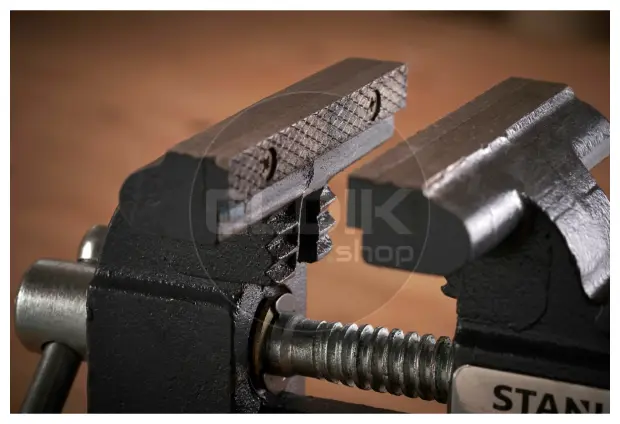 Stanley 1-83-065 Bankschroef 115 mm