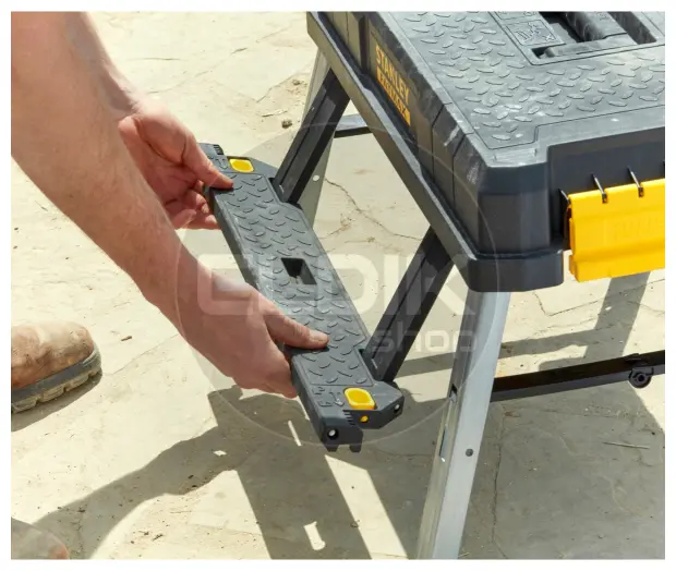Stanley FMST81083-1 3-in-1 25” Gereedschapskoffer met Trapje