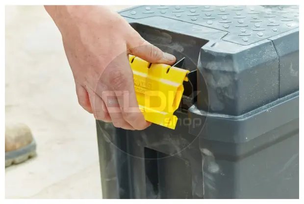Stanley FMST81083-1 3-in-1 25” Gereedschapskoffer met Trapje