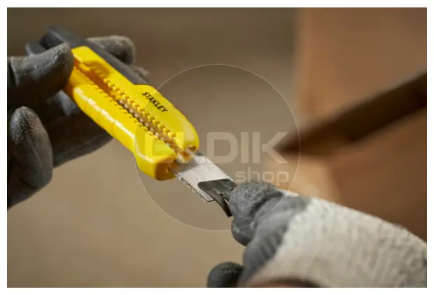 Stanley STHT10489-0 Afbreekmes Quick Snap 18 mm