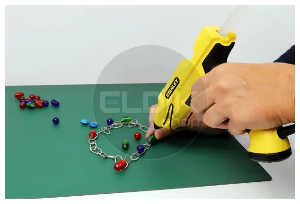 Stanley STHT6-70417 GR50R Snel Lijmpistool