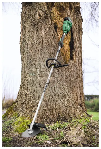 Hikoki CG18DAW4Z 18 V bosmaaier met een snoeiradius van 230 - 310 mm en ronde greep