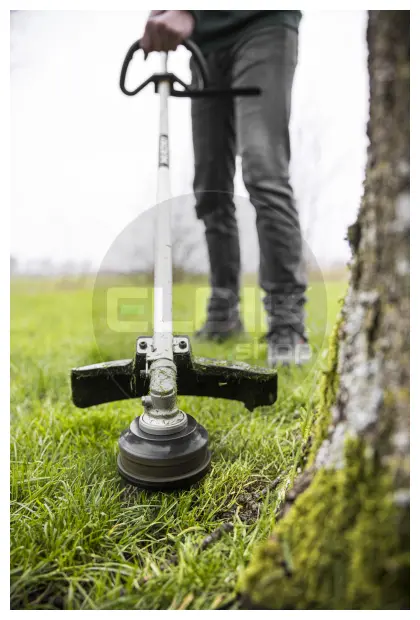 Hikoki CG18DAW4Z 18 V bosmaaier met een snoeiradius van 230 - 310 mm en ronde greep